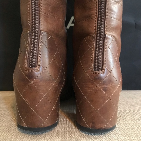 Chanel Knee High Boots Zip up Logo Brown Leather - Picture 6 of 16
